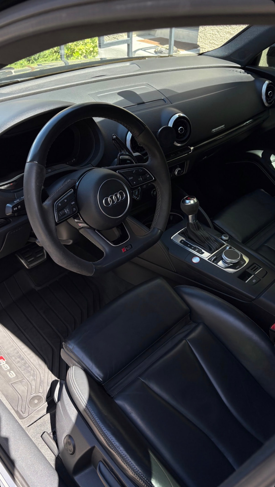Audi RS3 interior